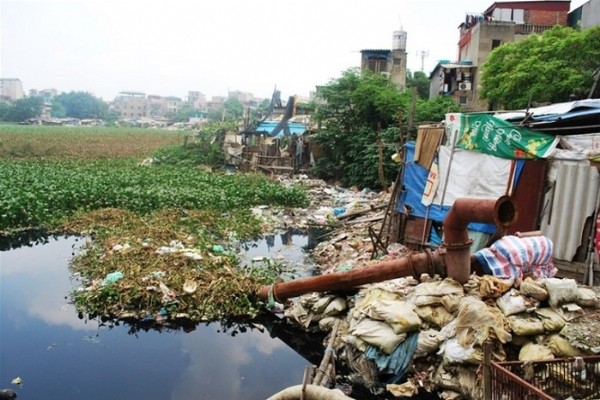 Suối sảo hà giang nhuộm màu ô nhiễm