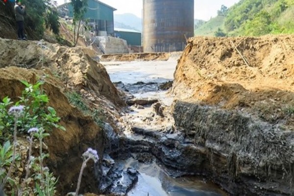 Làm rõ nguyên nhân ô nhiễm nghiêm trọng suối Nậm Núa tại Điện Biên