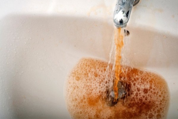Nước nhiễm chì là gì, cách xử lý nước nhiễm chì