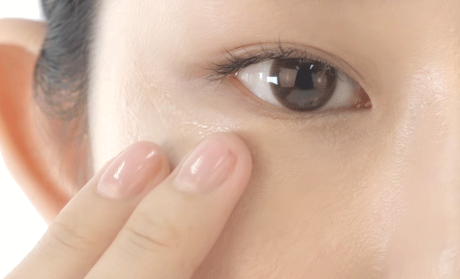 Nguyên tắc không thể bỏ qua khi chăm sóc vùng da mắt