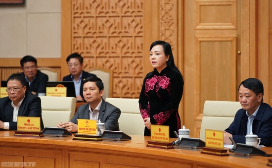 Nguyên Bộ trưởng Nguyễn Thị Kim Tiến xúc động phát biểu chia tay Chính phủ