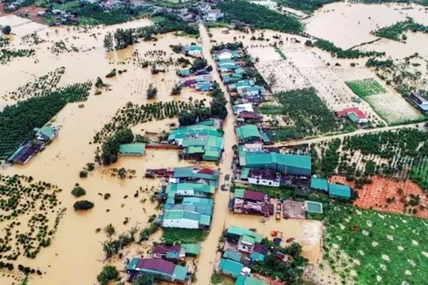 Thiệt hại hàng trăm tỷ đồng do mưa lũ ở Nam Tây Nguyên nghiêm trọng nhất trong khoảng 20 năm