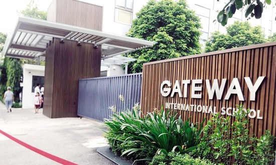 Sau vụ học sinh 6 tuổi trường Gateway tử vong: Hà Nội “siết” dịch vụ đưa đón học sinh.