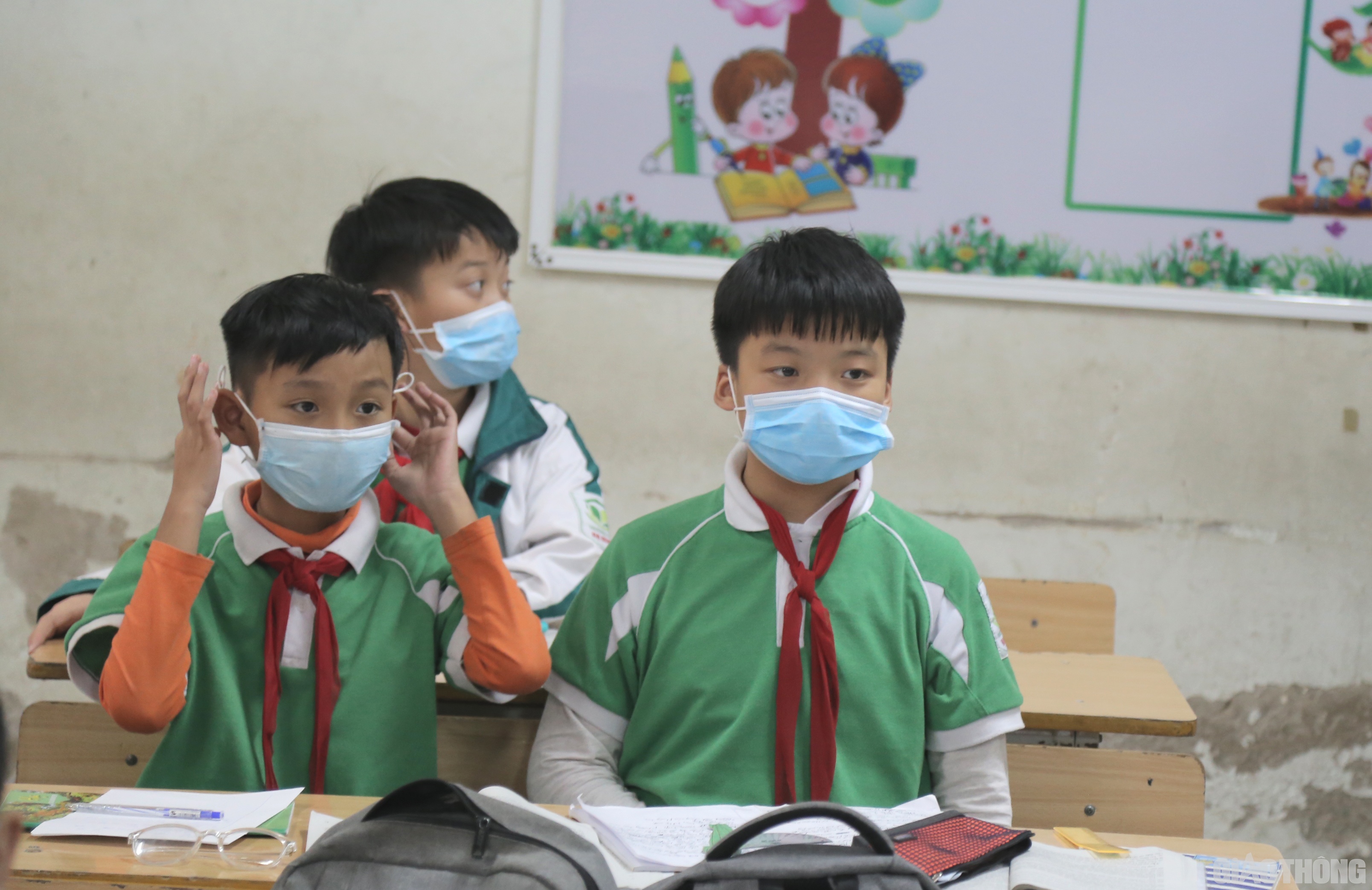Thủ tướng chỉ đạo tạm cho học sinh nghỉ học phòng tránh virus Corona