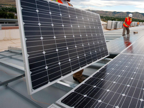 Kinh nghiệm chọn pin năng lượng mặt trời dùng cho gia đình