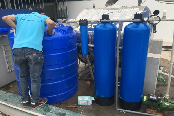 Lắp đặt bộ lọc tổng sinh hoạt gia đình tại Cầu Ứng Hòa, Hà Nội