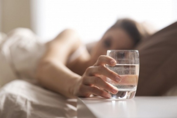 4 thời điểm bạn cần uống nước để tránh hình thành các cục máu đông