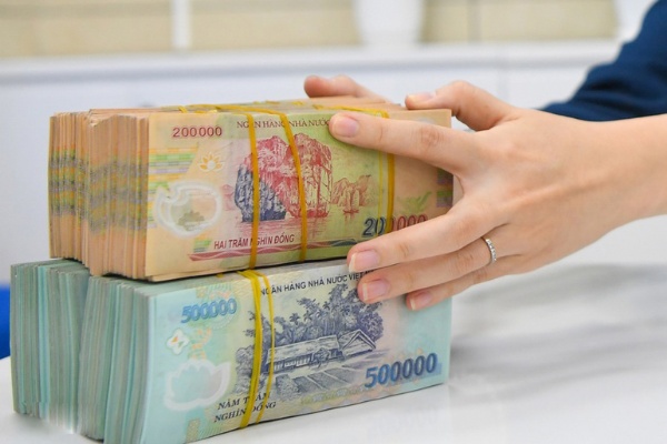 Dòng tiền chảy vào bất động sản 