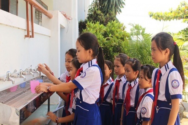Thực trạng nước uống cho học sinh ở các trường học