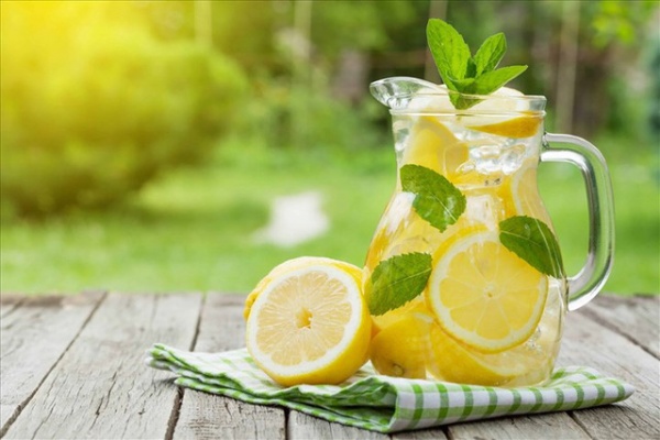 F0 nên uống nước gì trong quá trình điều trị Covid-19 tại nhà?