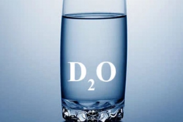 Bạn Có Thể Uống Nước Nặng (Deuterium Oxide) Hay Không? Nếu Được Thì Nó Có Vị Gì?
