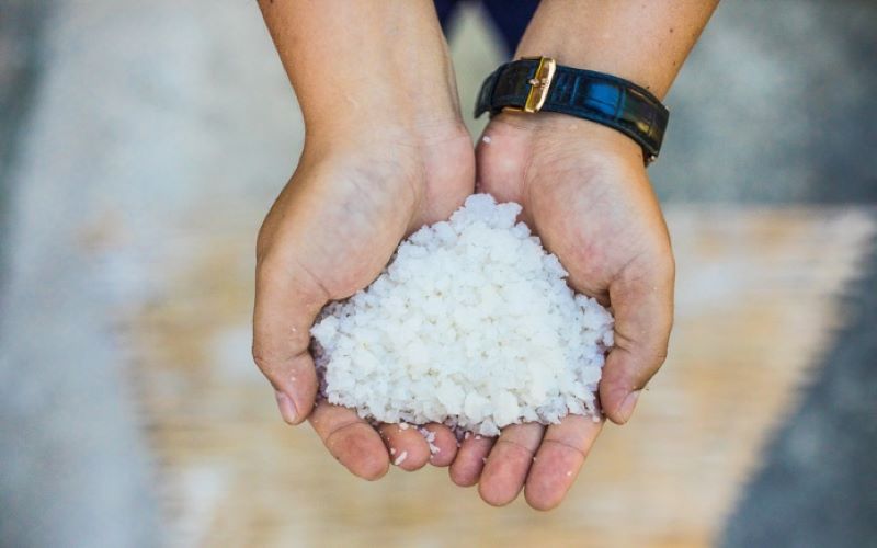 Độ tinh khiết của muối biển sạch tại Pretech luôn rất cao